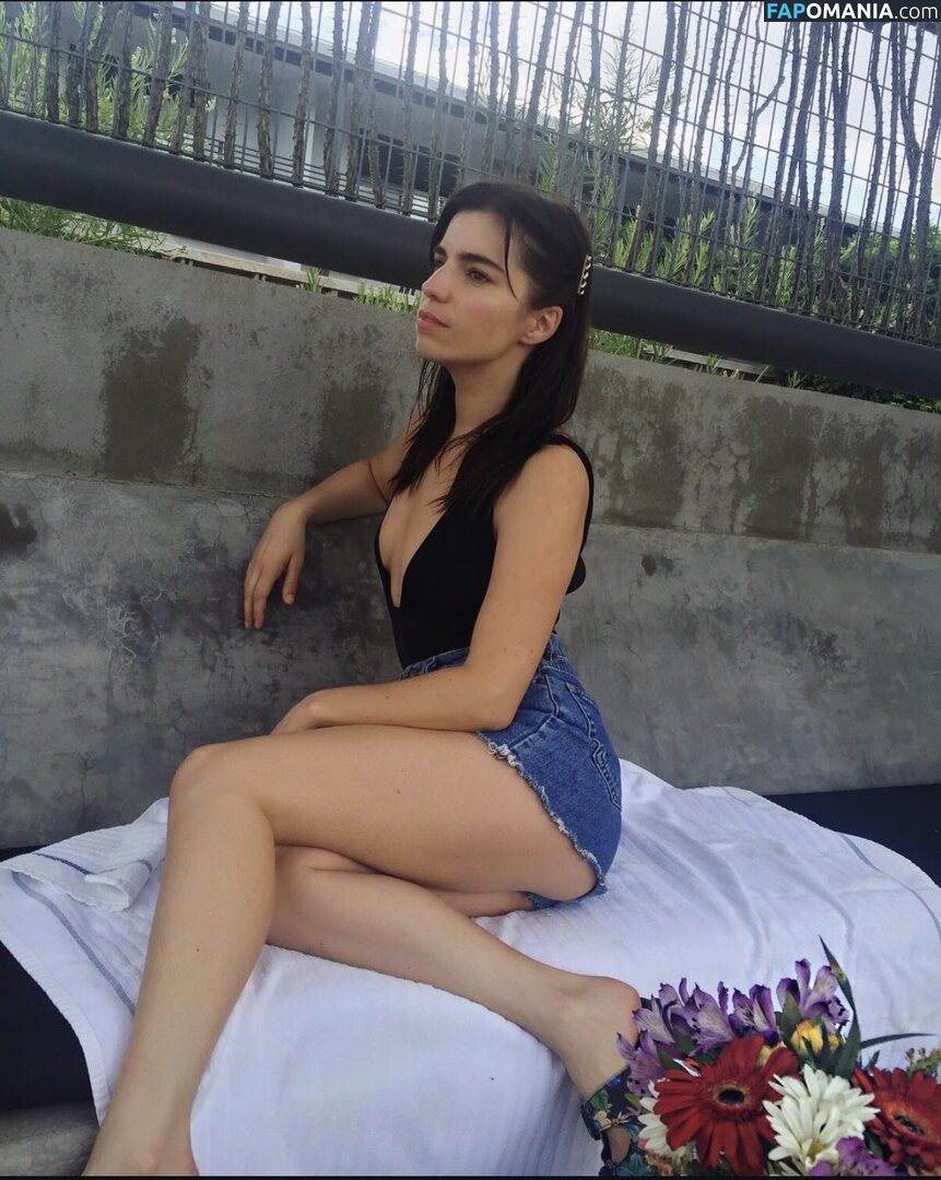 Angela Trimbur / angelatrimbur / angelatrimburdance Nu OnlyFans  Photo fuitée #6