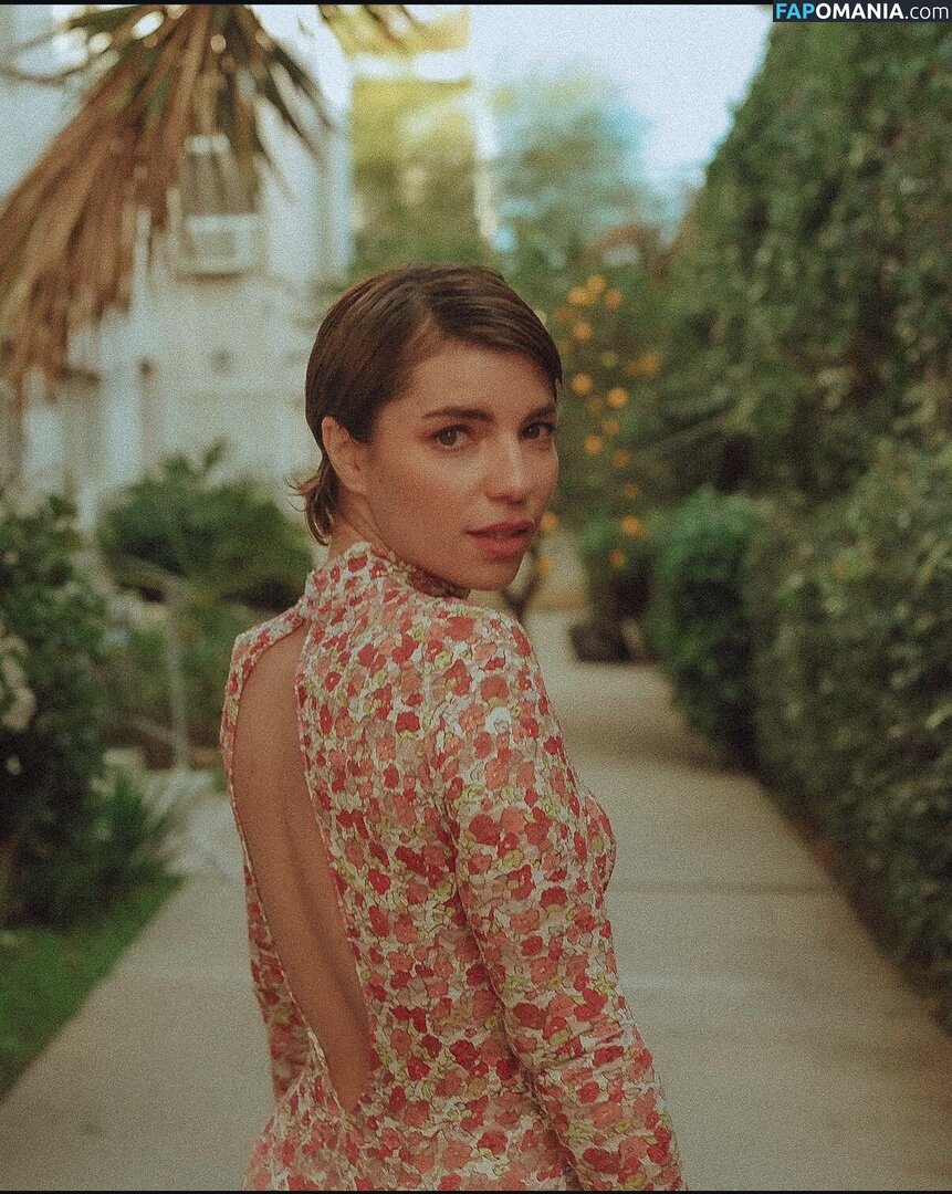 Angela Trimbur / angelatrimbur / angelatrimburdance Nu OnlyFans  Photo fuitée #28
