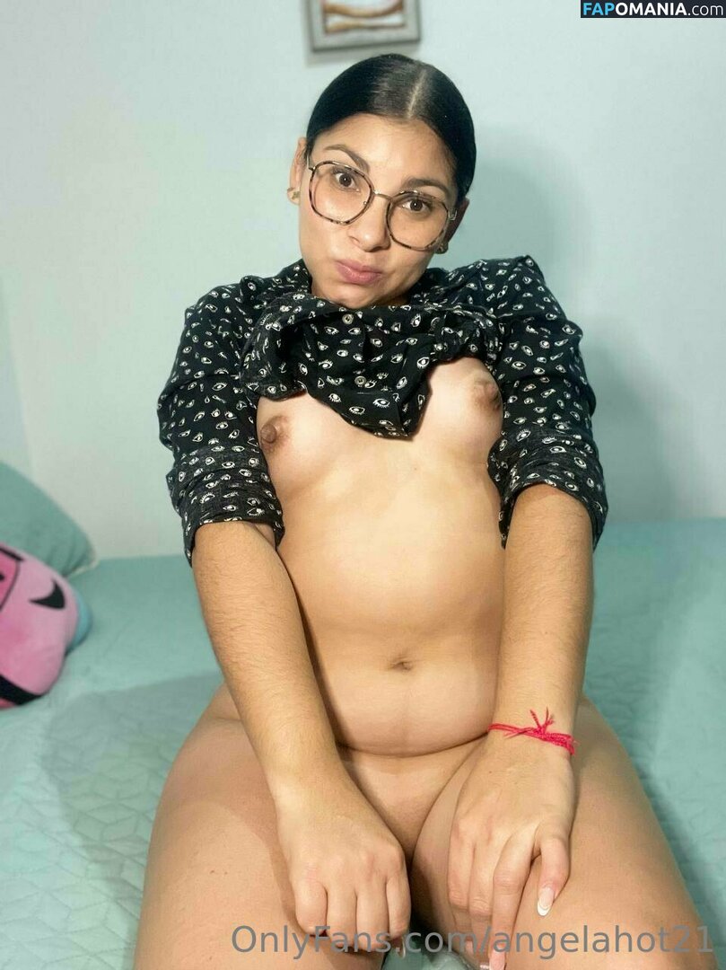 angelahot21 / lilhunee21 Nu OnlyFans  Photo fuitée #277