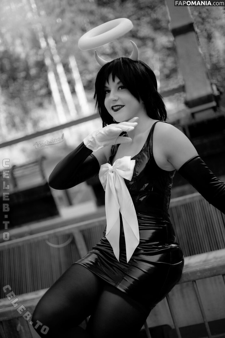 Angelwings_Cos Nu OnlyFans  Photo fuitée #12