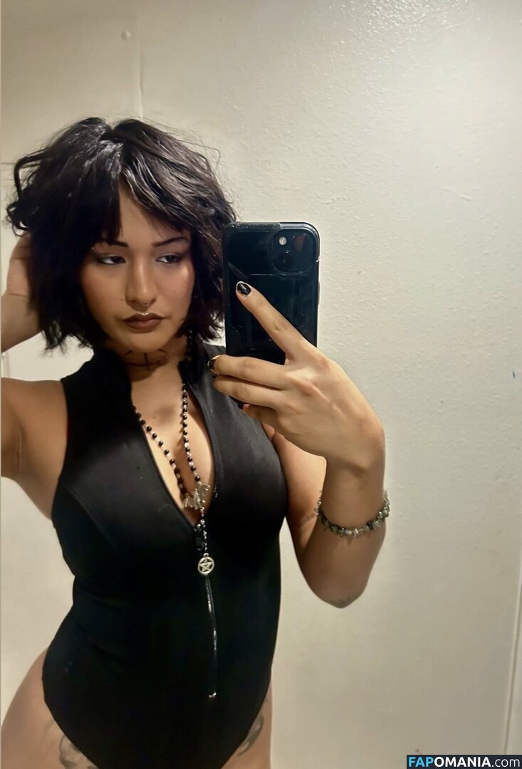 angelzfal / angelzitlally Nu OnlyFans  Photo fuitée #1