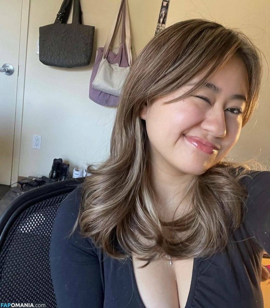 Angie Nguyen Nu OnlyFans  Photo fuitée #3