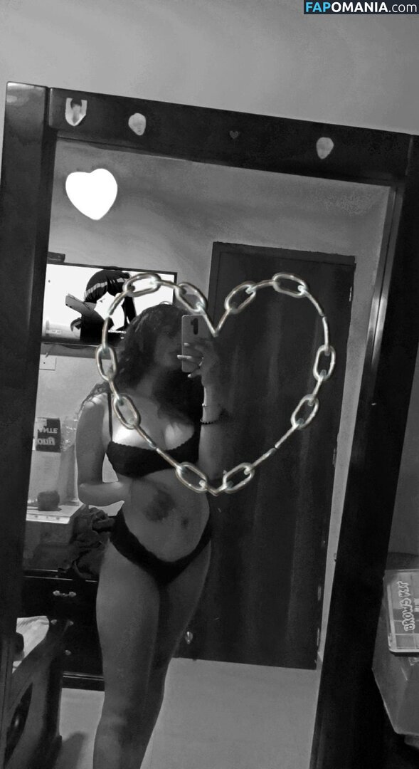 Angiela Zapata Leal / talktomellea Nu OnlyFans  Photo fuitée #11