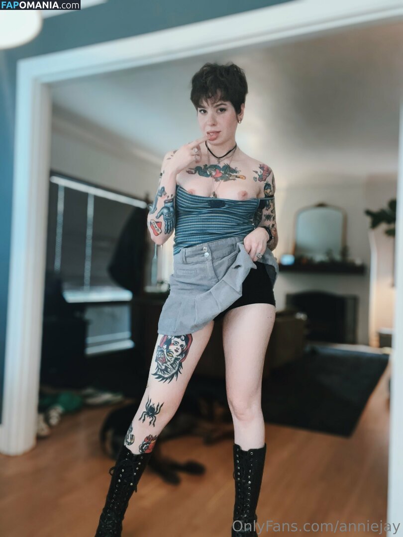 Anisa Jomha / AnisaJomha / AnisaTheGreasy / Annie Jay / anniejay Nu OnlyFans  Photo fuitée #214