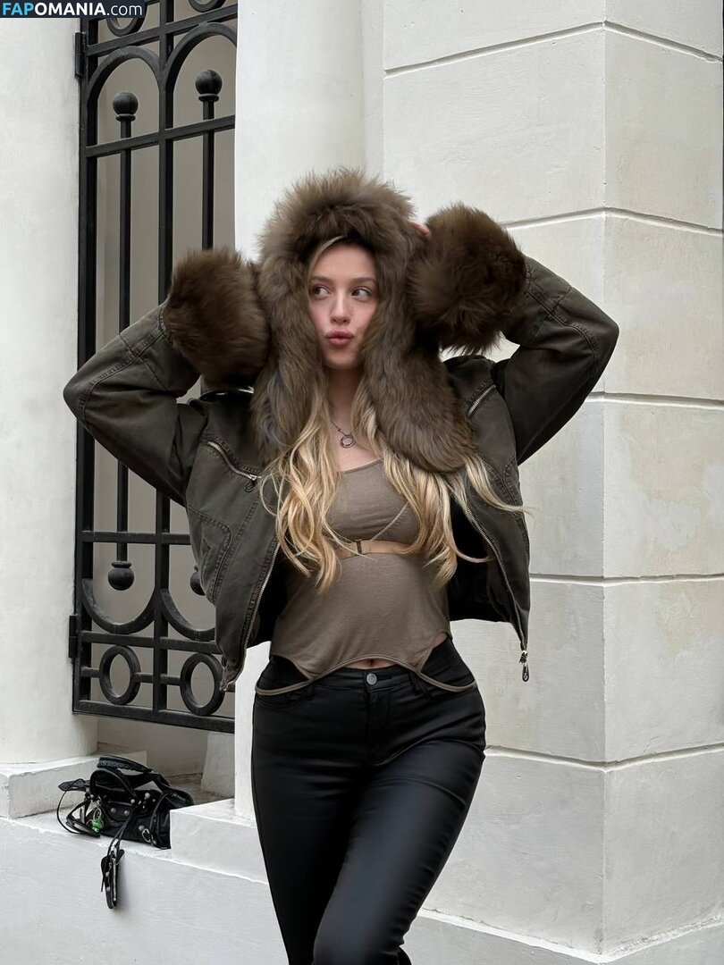 Anisimova Anastasia / anapm / anisimovaaanastasia Nu OnlyFans  Photo fuitée #15