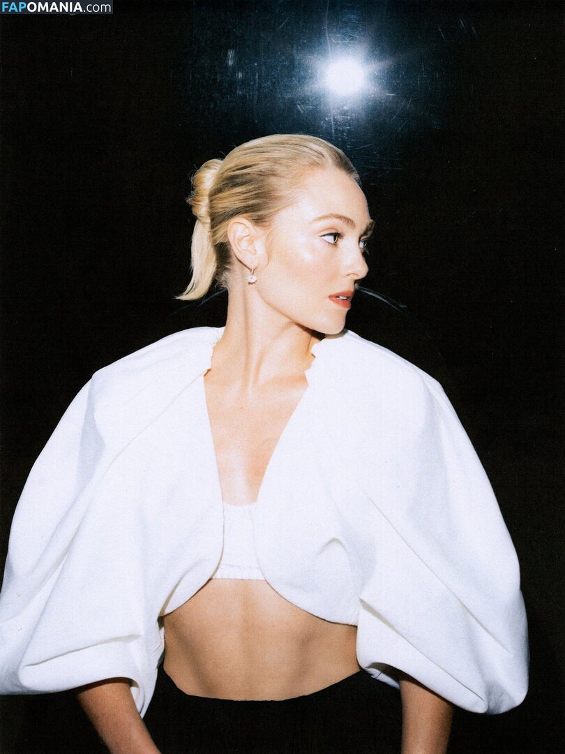 AnnaSophia Robb / annasophiarobb Nu OnlyFans  Photo fuitée #423