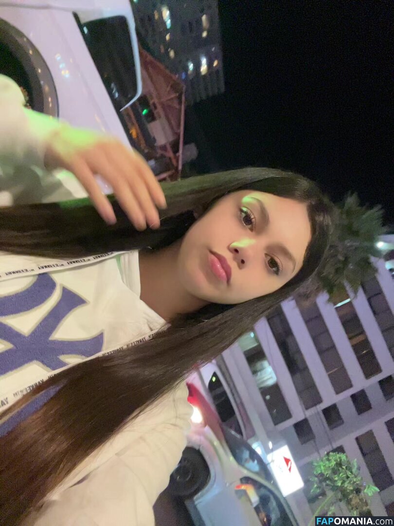 antoniia.blessed / https: Nu OnlyFans  Photo fuitée #6