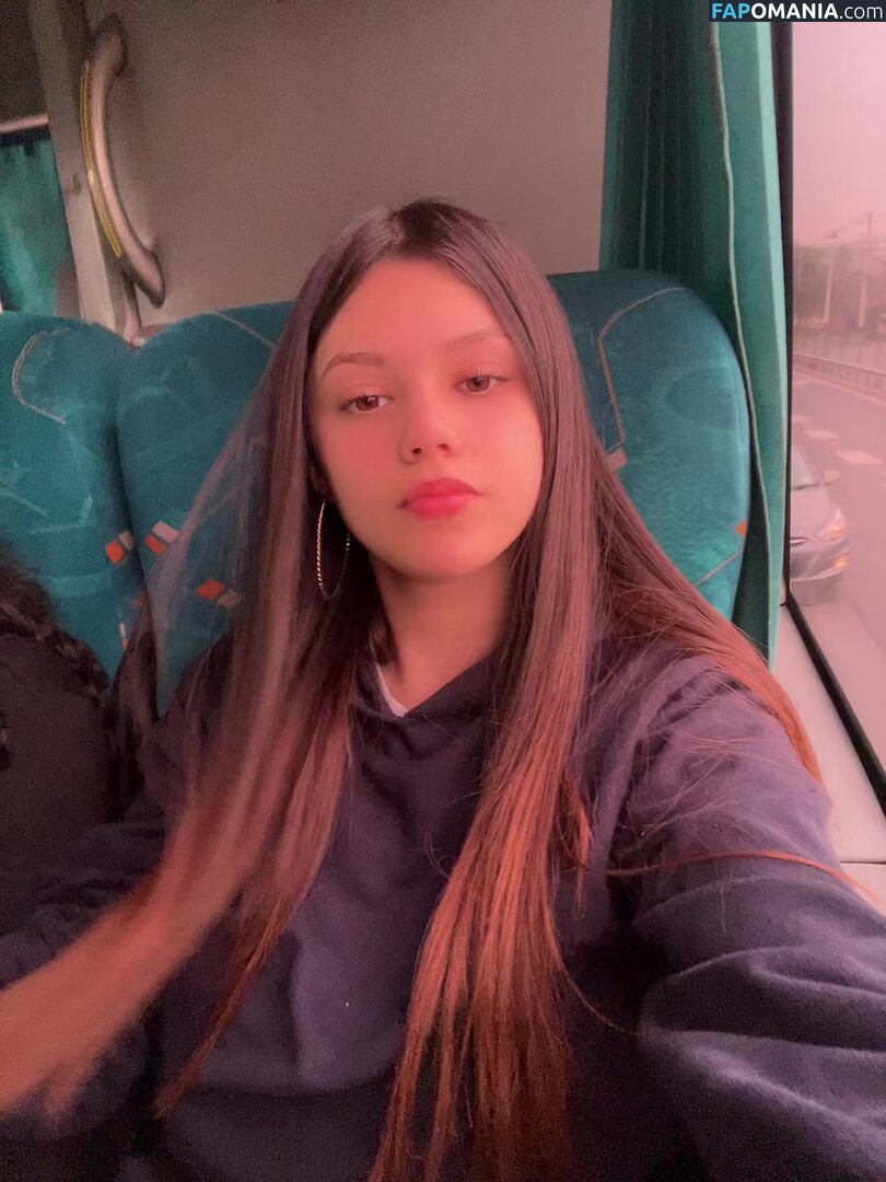 antoniia.blessed / https: Nu OnlyFans  Photo fuitée #15