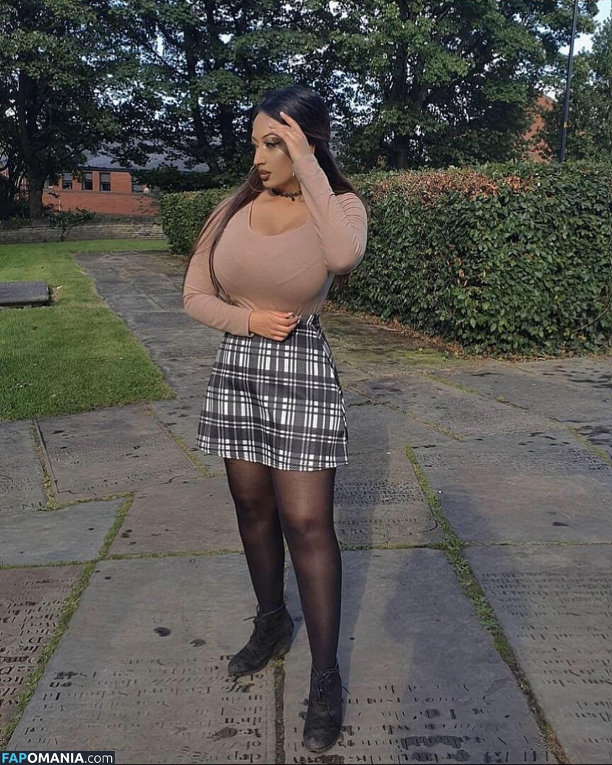 aqsaghafoorx Nu OnlyFans  Photo fuitée #3