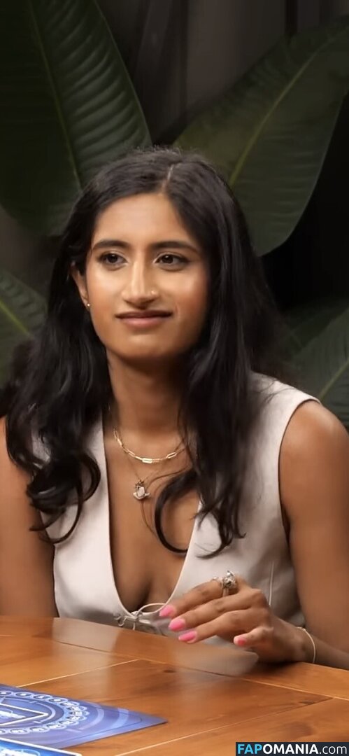 Arasha Lalani / arashalalani / arashalalani_ Nu OnlyFans  Photo fuitée #4