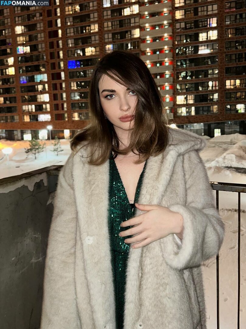 Ahrinyan / Arina Berdnikova / nyasharisha Nu OnlyFans  Photo fuitée #160