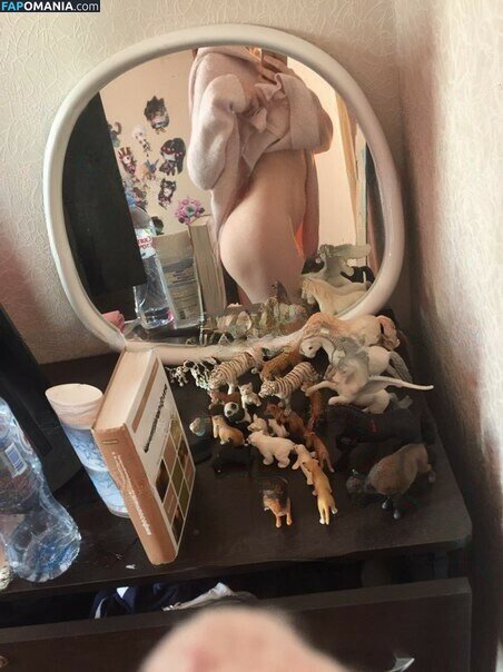 Ahrinyan / Arina Berdnikova / nyasharisha Nu OnlyFans  Photo fuitée #228