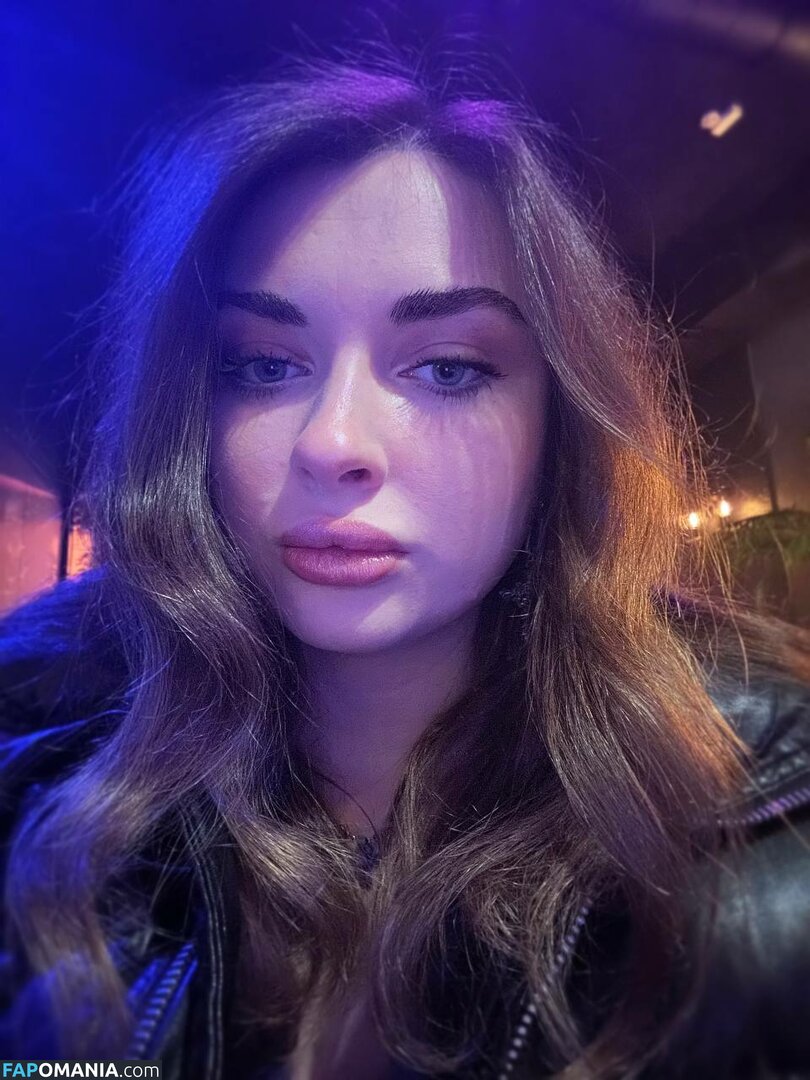 Ahrinyan / Arina Berdnikova / nyasharisha Nu OnlyFans  Photo fuitée #344