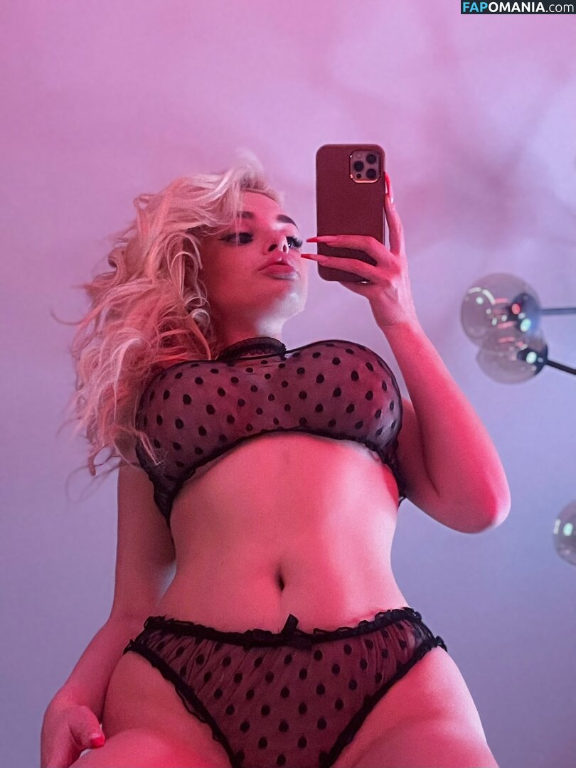 Arina_SL / _arina_sl Nu OnlyFans  Photo fuitée #19