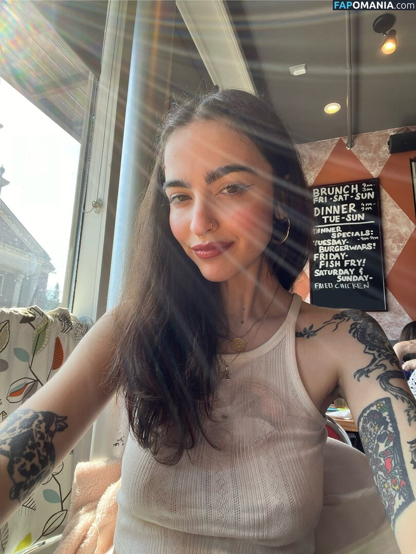 artbitch666 / huhlaynuh Nu OnlyFans  Photo fuitée #60