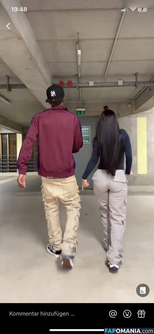 Asaliraniii Nu OnlyFans  Photo fuitée #11