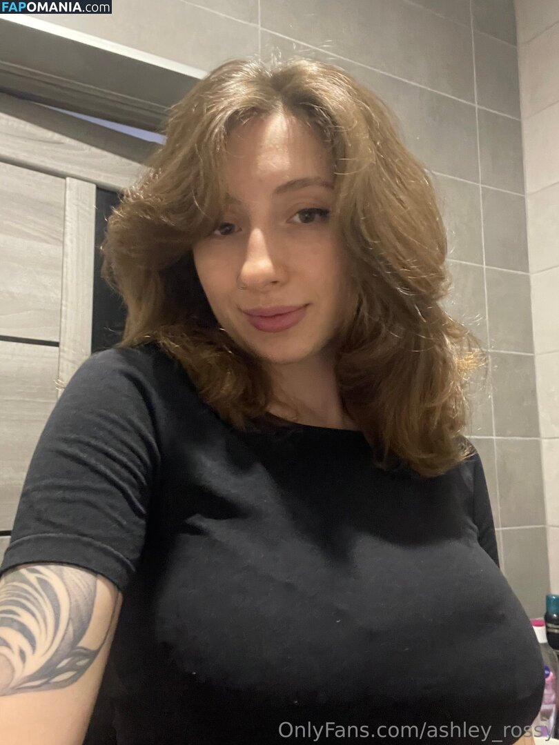 ashley_rossy / ashleyrossy423 Nu OnlyFans  Photo fuitée #5
