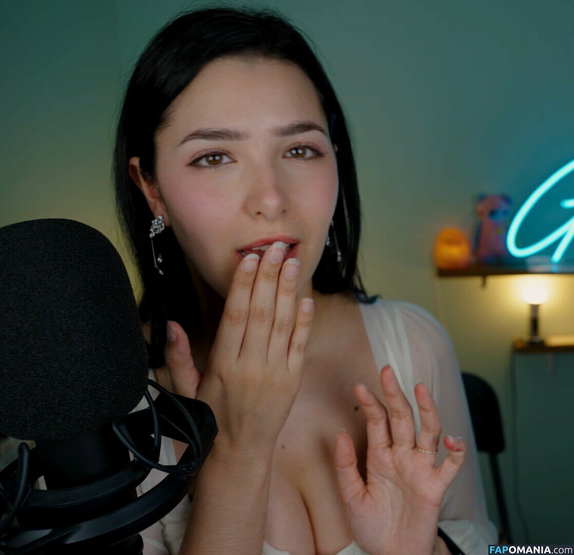 ASMR Glow / Sharon Dubois / asmrglow / asmrglow_ Nu OnlyFans  Photo fuitée #15