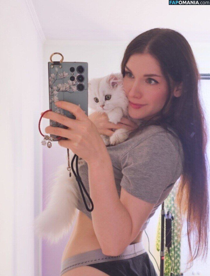 Angelina Lin / KittyKlaw / asmr.kittyklaw Nu OnlyFans  Photo fuitée #22