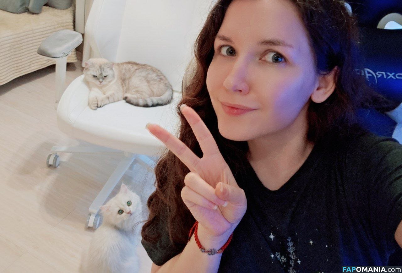 Angelina Lin / KittyKlaw / asmr.kittyklaw Nu OnlyFans  Photo fuitée #71