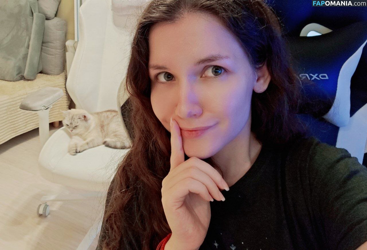 Angelina Lin / KittyKlaw / asmr.kittyklaw Nu OnlyFans  Photo fuitée #73