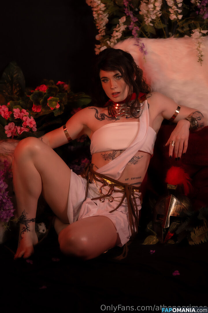 Athena Grimes / athena.cos / pinkemilki Nu OnlyFans  Photo fuitée #30