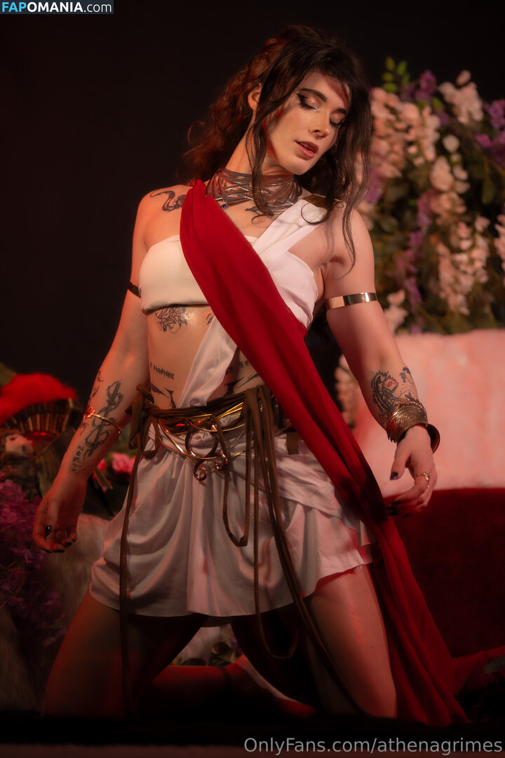 Athena Grimes / athena.cos / pinkemilki Nu OnlyFans  Photo fuitée #34