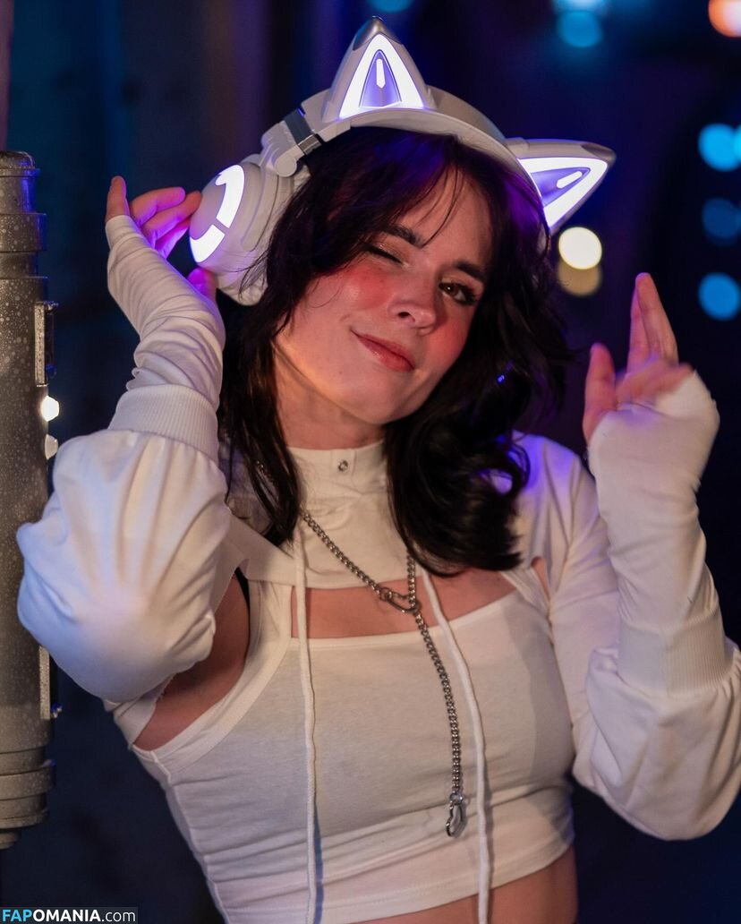 Athena Grimes / athena.cos / pinkemilki Nu OnlyFans  Photo fuitée #44
