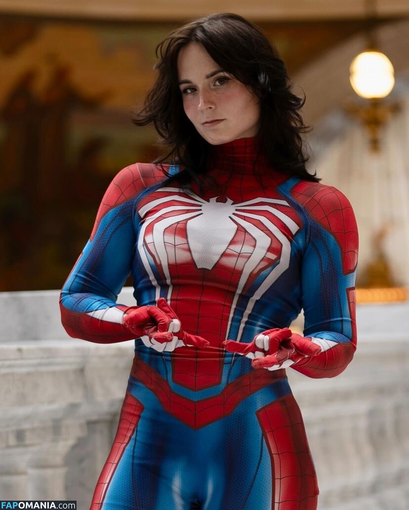 Athena Grimes / athena.cos / pinkemilki Nu OnlyFans  Photo fuitée #51