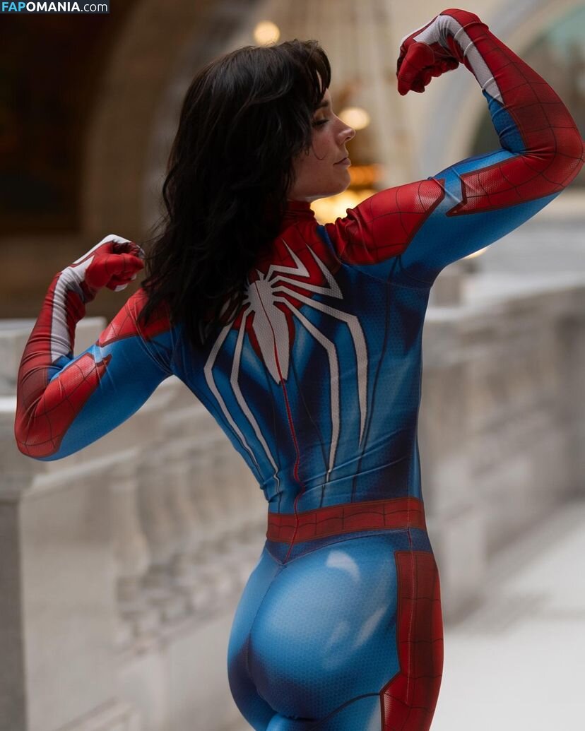 Athena Grimes / athena.cos / pinkemilki Nu OnlyFans  Photo fuitée #54