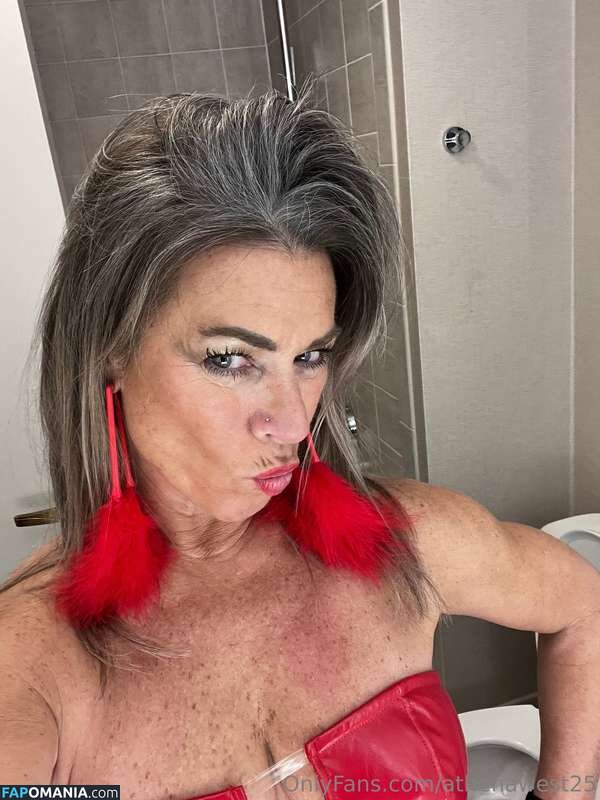 AthenaWest / athenawest25 / https: Nu OnlyFans  Photo fuitée #14