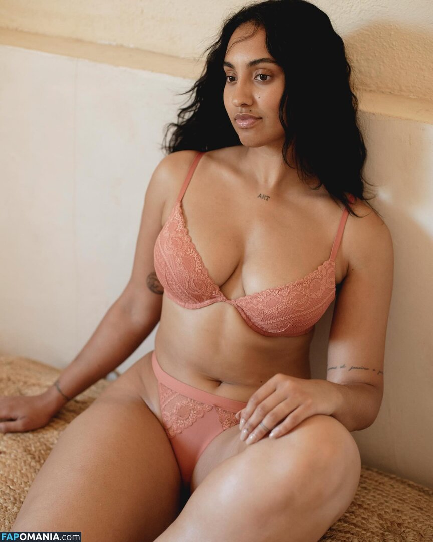 Aurea Febraio / aurea.febraio Nu OnlyFans  Photo fuitée #18