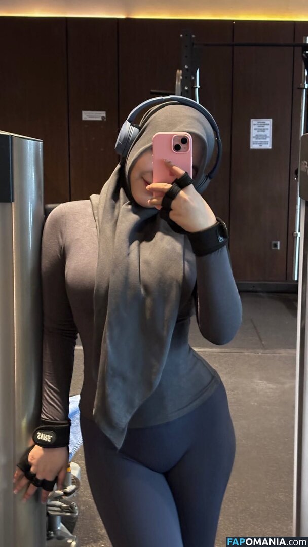 Aureliakh Nu OnlyFans  Photo fuitée #2