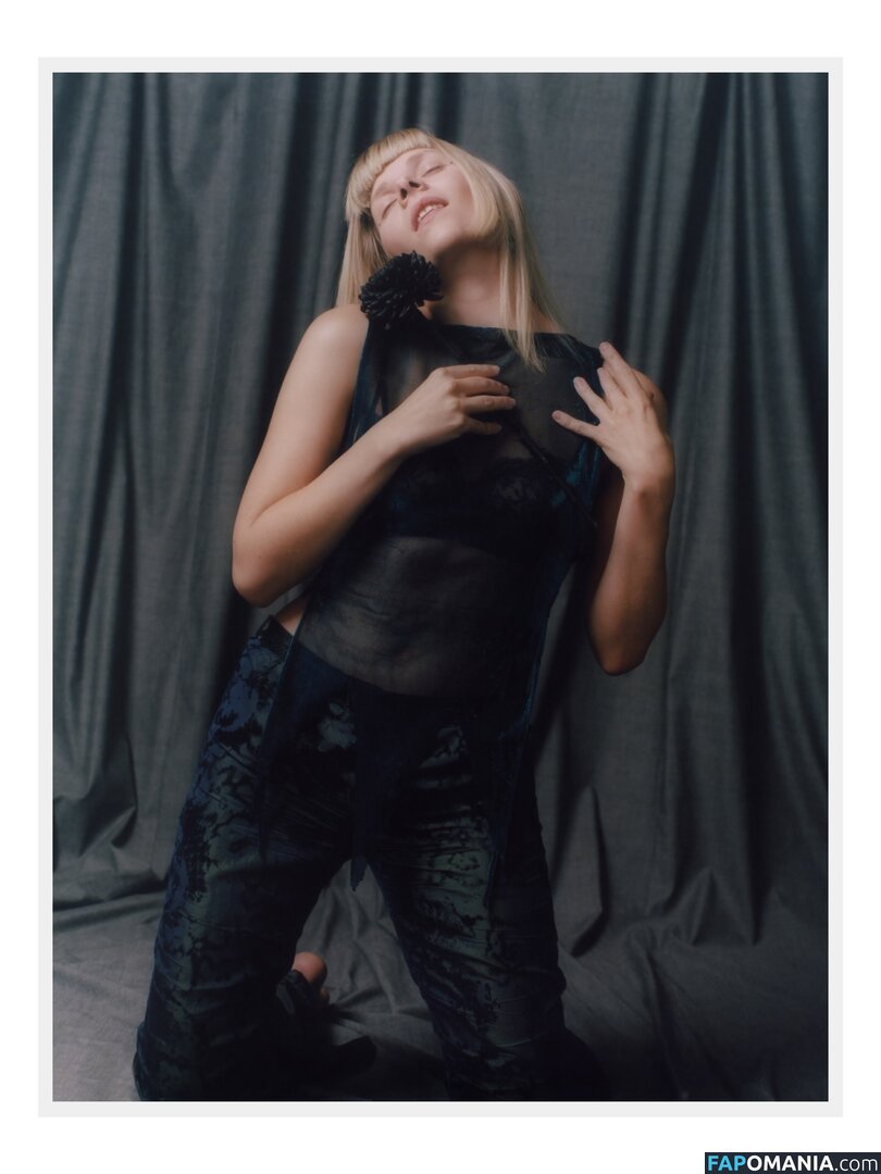 Aurora Aksnes / auroramusic / singer Nu OnlyFans  Photo fuitée #260