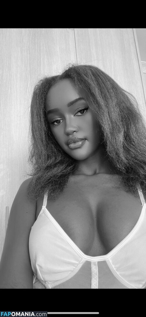 aurora_staar / aurora_star Nu OnlyFans  Photo fuitée #1