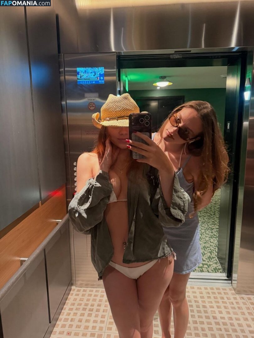 Aurorafoxxxx / scarlettaaurora / ursweetscar / yoursweetaurora Nu OnlyFans  Photo fuitée #14
