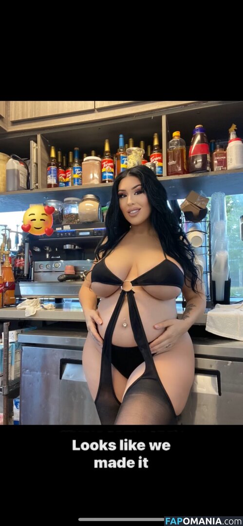 Ava Alvares / avaalvarez Nu OnlyFans  Photo fuitée #1