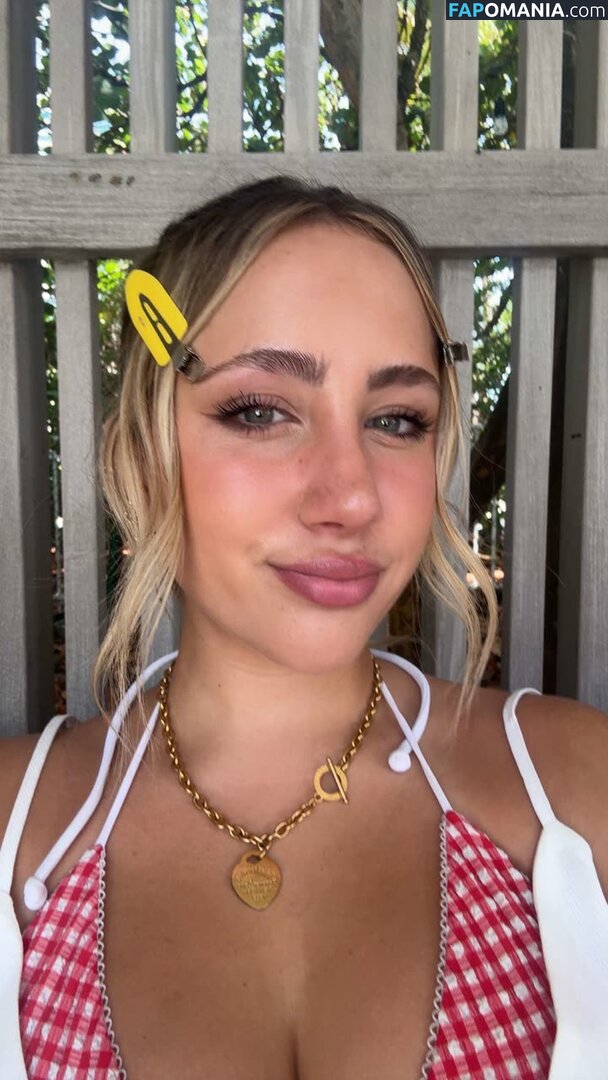 Ava Kolker / avakolker Nu OnlyFans  Photo fuitée #8