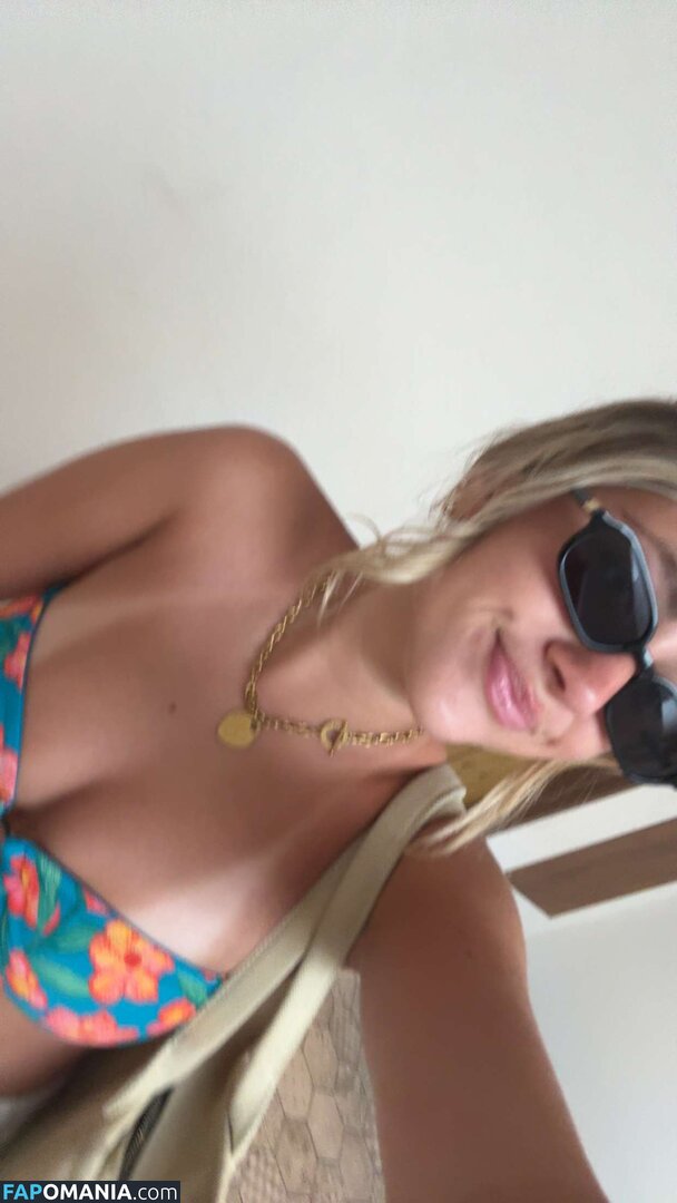 Ava Kolker / avakolker Nu OnlyFans  Photo fuitée #9