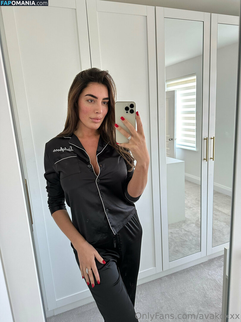 ava_k_international / avakoxxx Nu OnlyFans  Photo fuitée #58