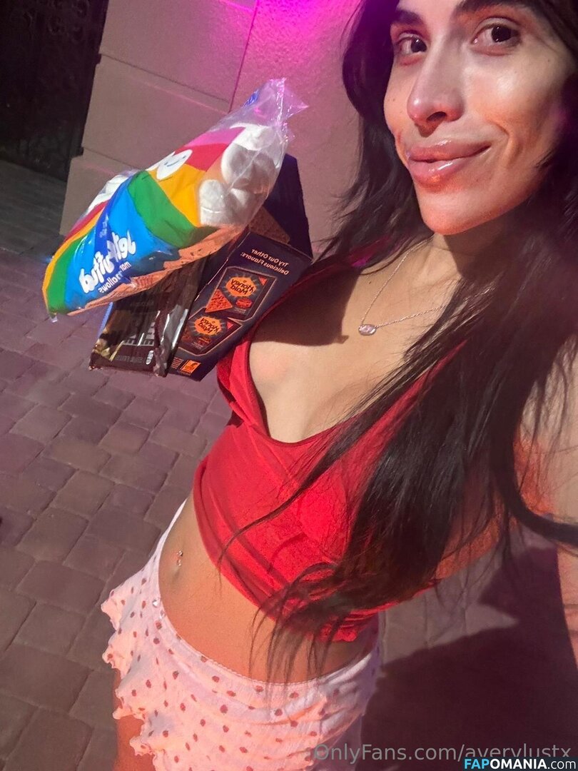 averylustx Nu OnlyFans  Photo fuitée #1