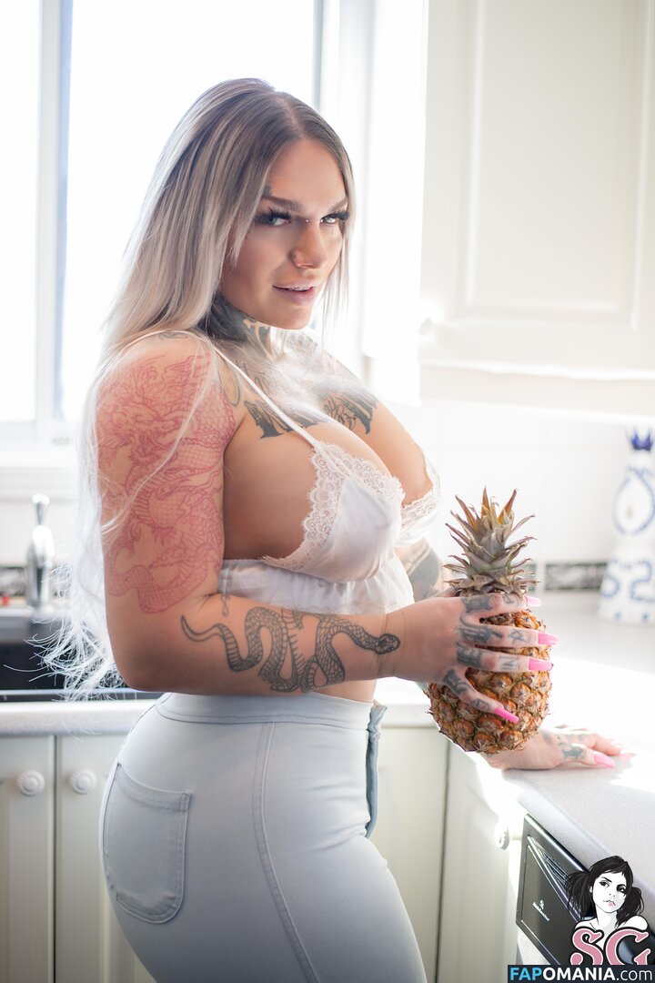 Avidekielle Nu OnlyFans  Photo fuitée #5