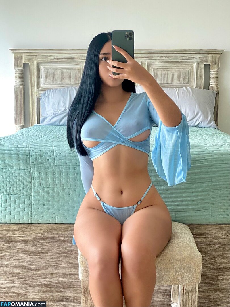 AvMadeleine Nu OnlyFans  Photo fuitée #33