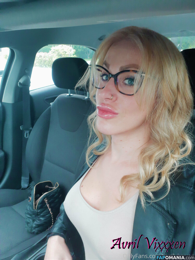 avrilvixen / avrilvixxxen Nu OnlyFans  Photo fuitée #11