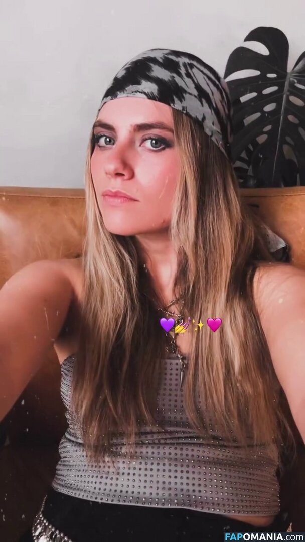 Axelle Maga / axelle.maga Nu OnlyFans  Photo fuitée #14