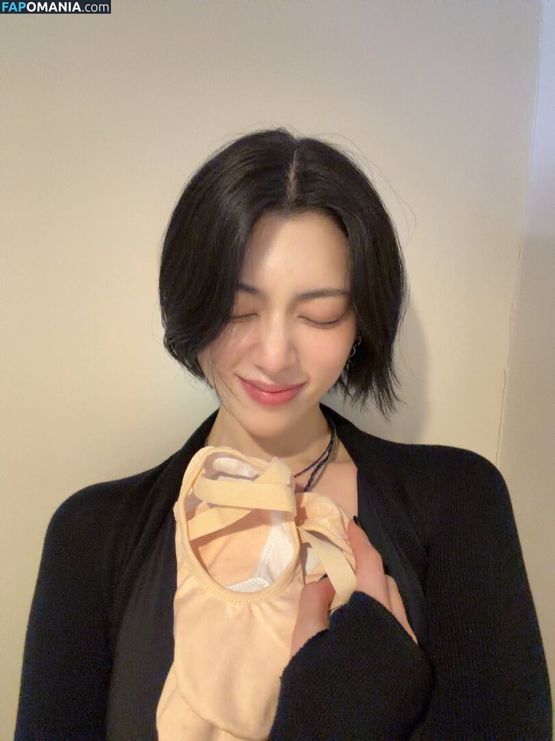 Ayaka Miyoshi / miyoshi.aa Nu OnlyFans  Photo fuitée #117