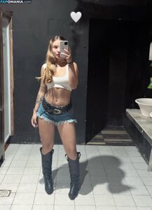 aylenncoro Nu OnlyFans  Photo fuitée #4