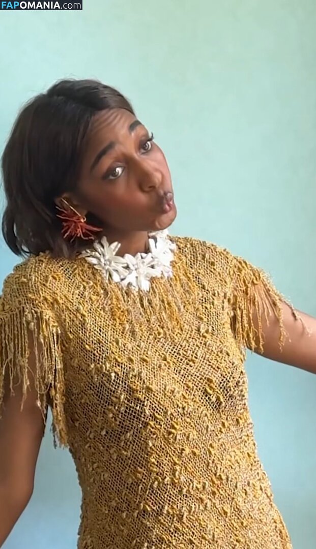 Ayo Edebiri / ayoedebiri Nu OnlyFans  Photo fuitée #14