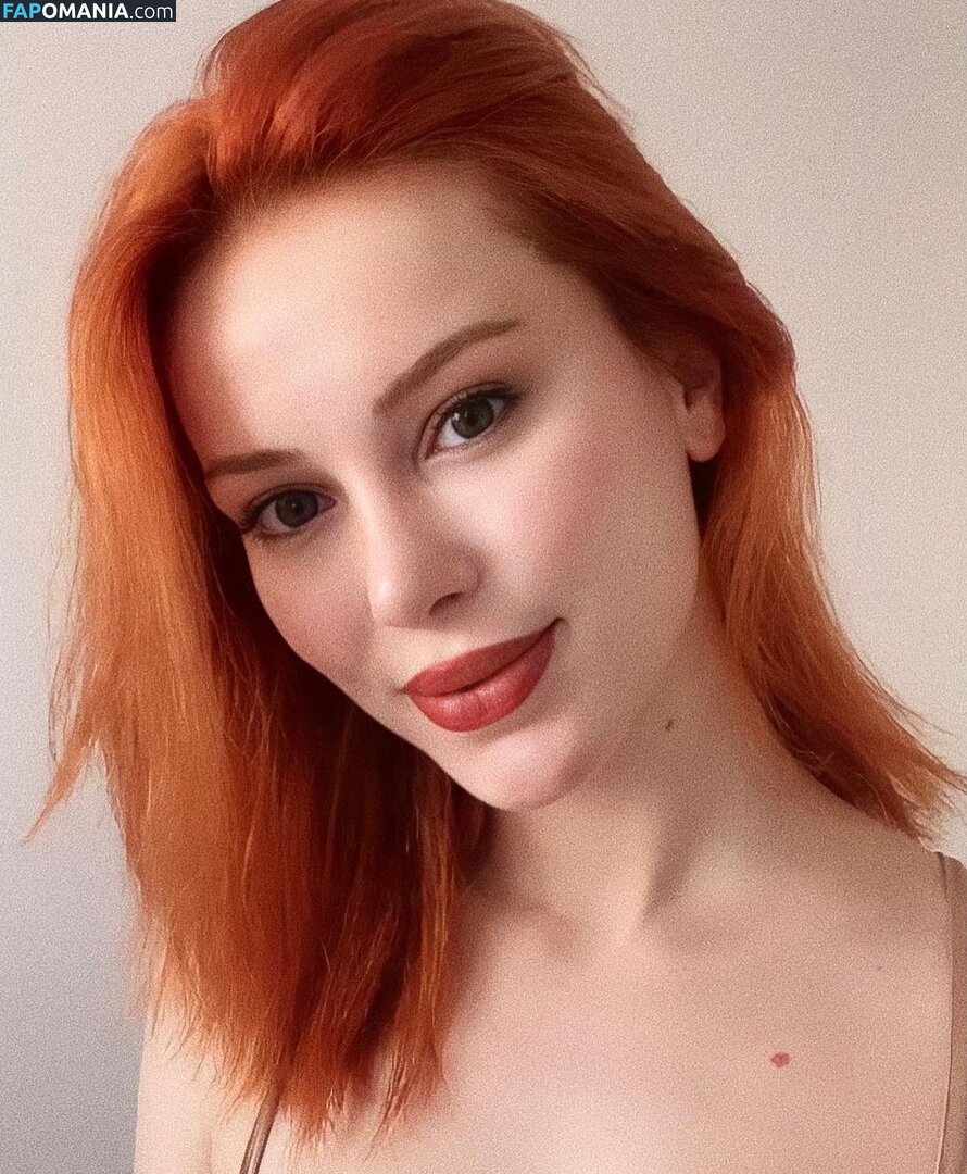 Aysennyuksel / moonbae.8 Nu OnlyFans  Photo fuitée #2
