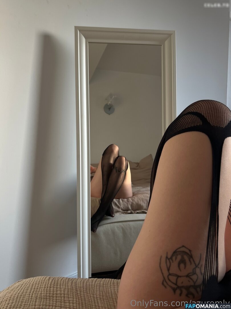 azuremly Nu OnlyFans  Photo fuitée #166